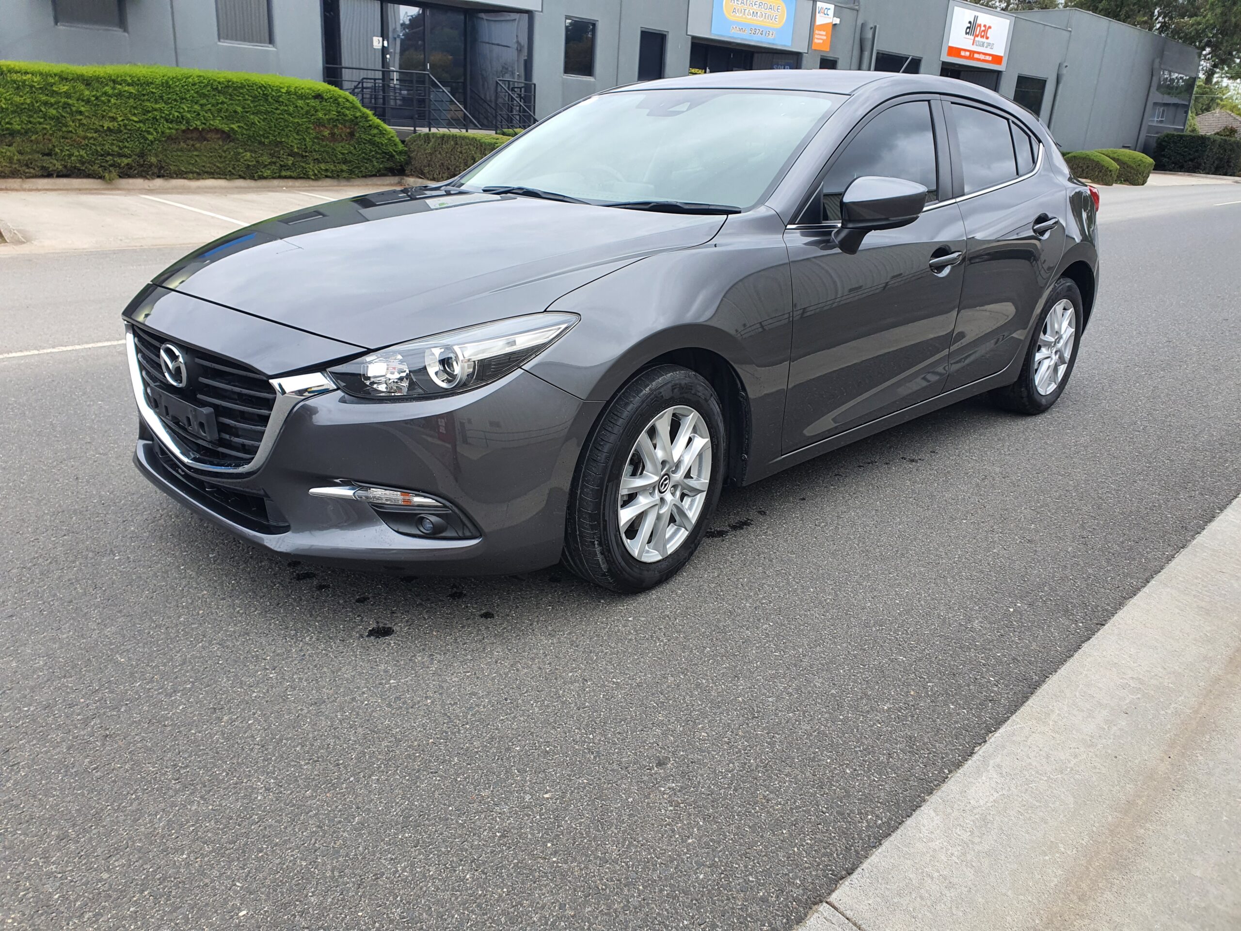 Mazda 3 touring hatchback 2017