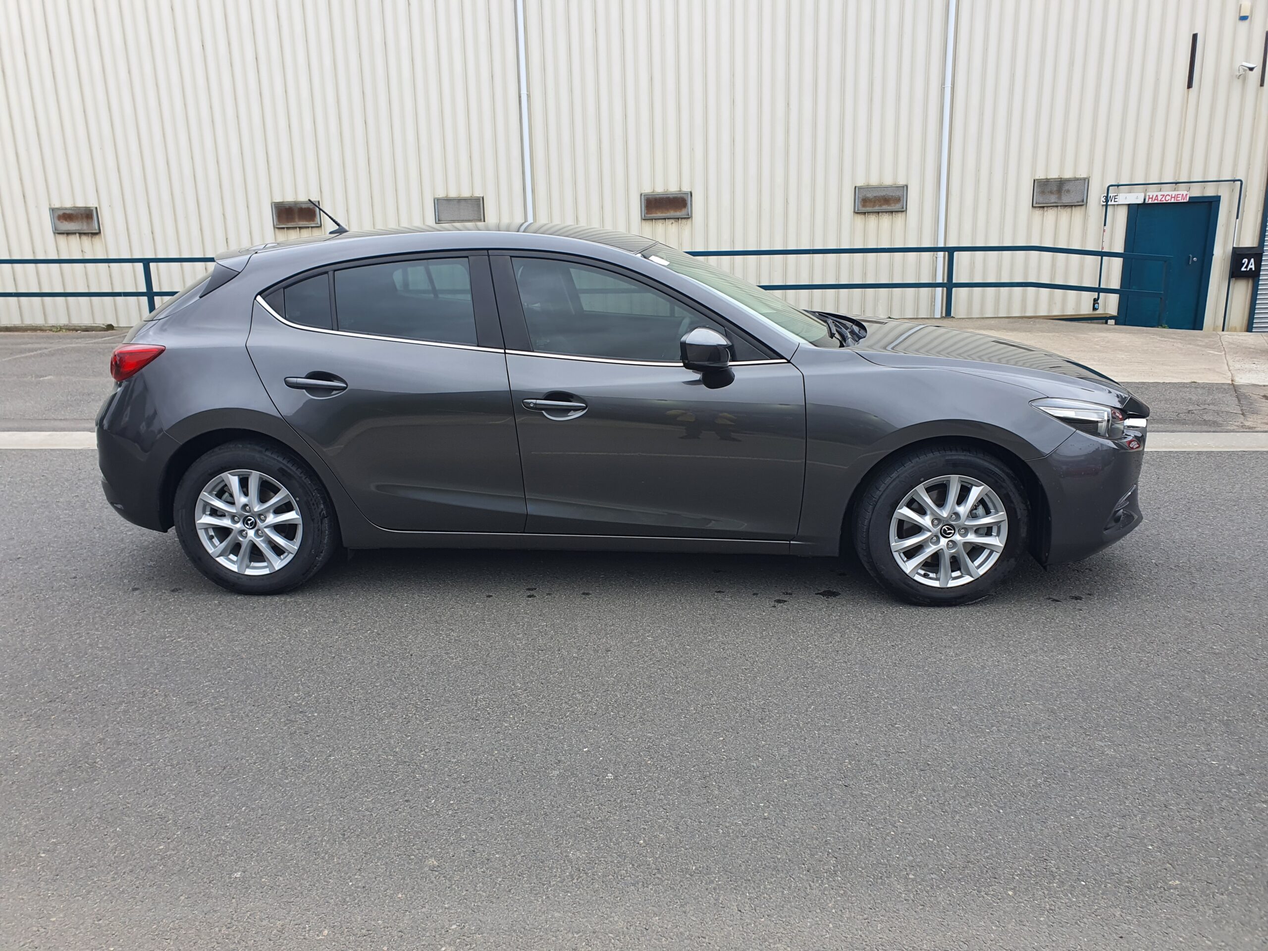 Mazda 3 touring hatchback 2017