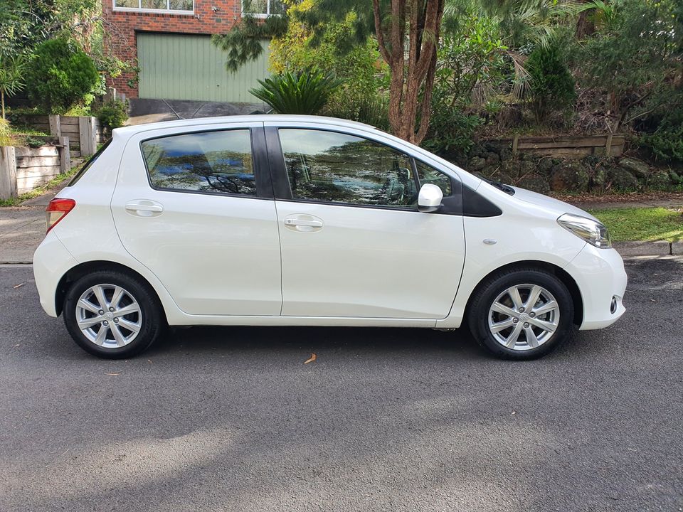 Toyota Yaris YRS Auto 2013